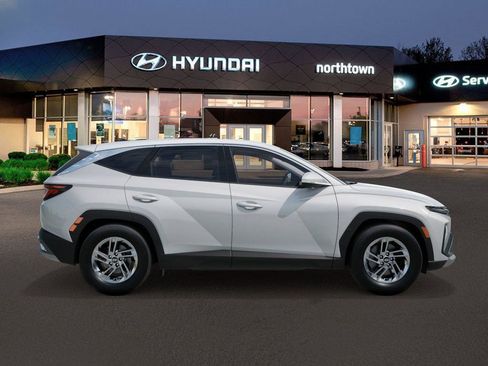 New 2026 Hyundai Tucson SE FWD image 7