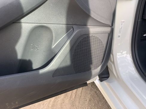 Used 2025 Nissan Altima 2.5 SV FWD image 22