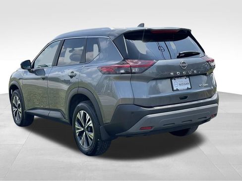 Certified 2023 Nissan Rogue SV w/ SV Premium B Package AWD/4WD image 5