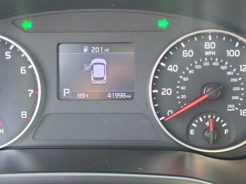 Used 2021 Kia Seltos LX AWD/4WD image 25
