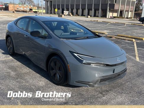 Used 2024 Toyota Prius LE image 5