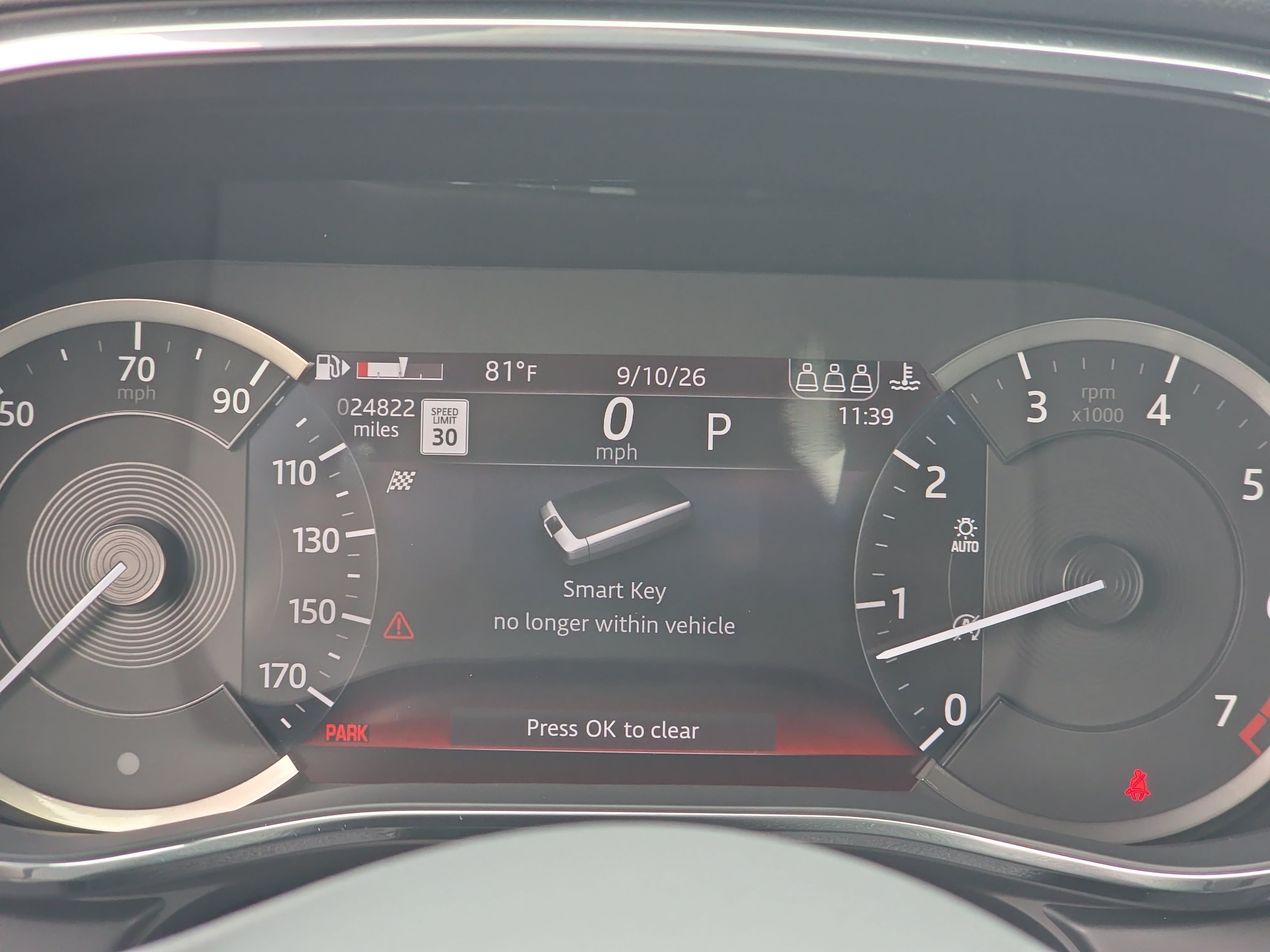 Used 2023 Jaguar XF R-Dynamic SE AWD/4WD image 18