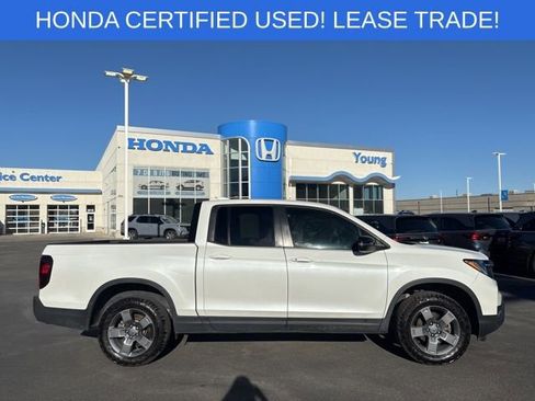 Used 2024 Honda Ridgeline TrailSport image 2