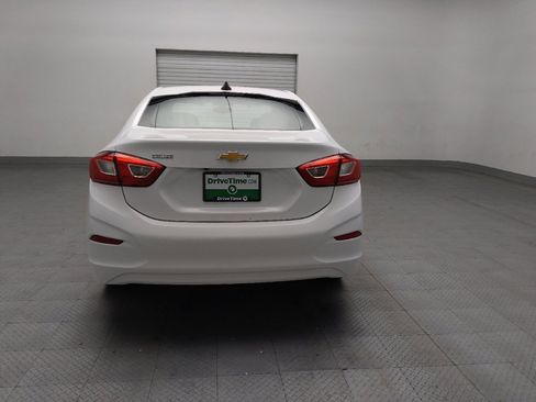 Used 2019 Chevrolet Cruze LS image 6