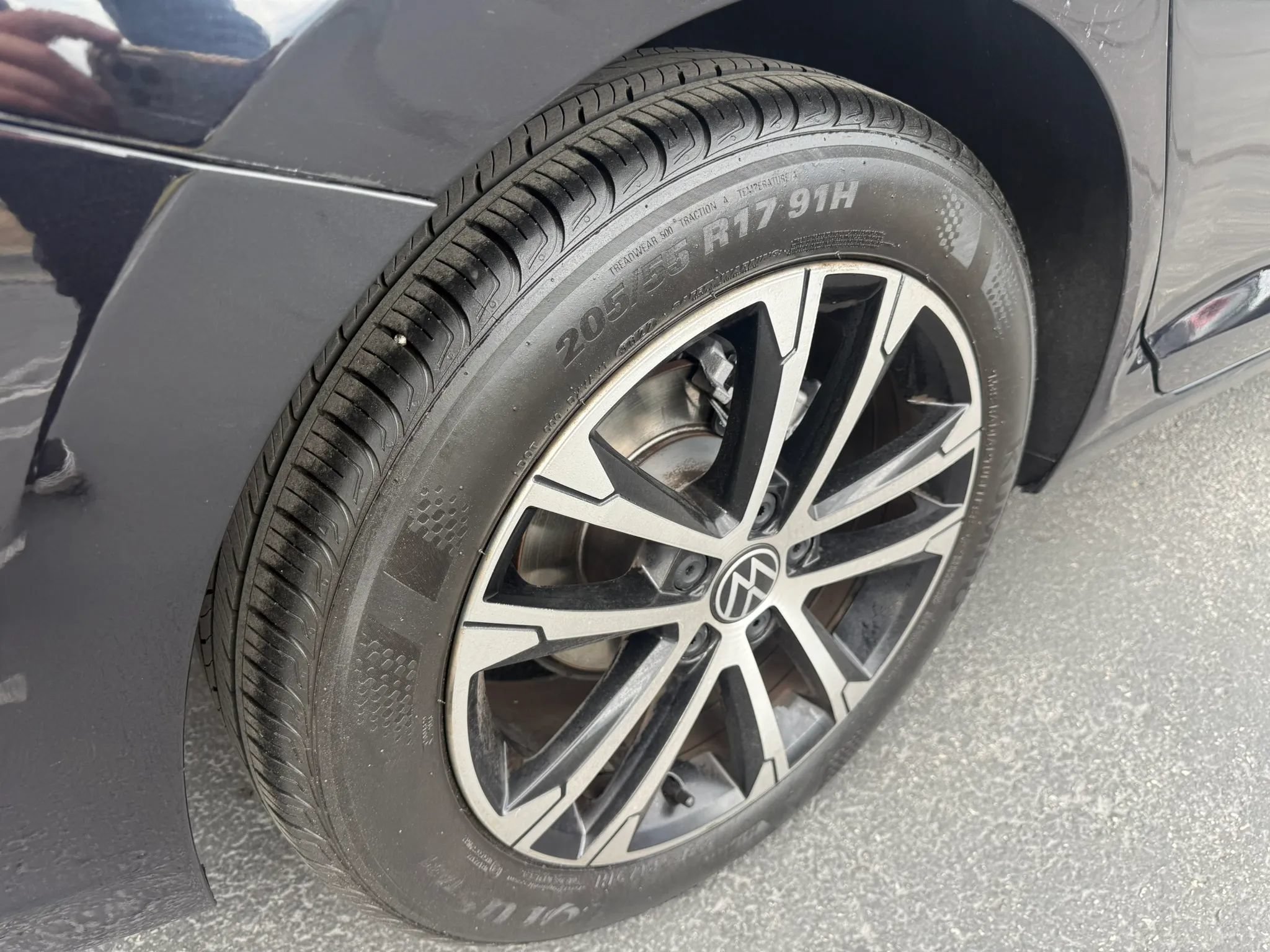 Used 2023 Volkswagen Jetta Sport FWD image 29