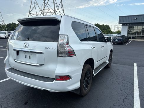 Used 2014 Lexus GX 460 w/ Premium Package AWD/4WD image 2
