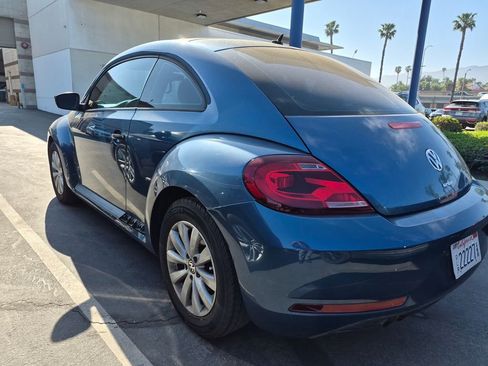 Used 2017 Volkswagen Beetle 1.8T Classic image 4
