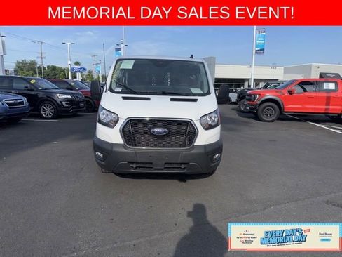 Used 2024 Ford Transit 250 Low Roof w/ Exterior Upgrade Package RWD image 2
