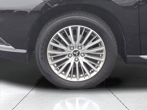 Used 2020 Mitsubishi Outlander SEL image 25