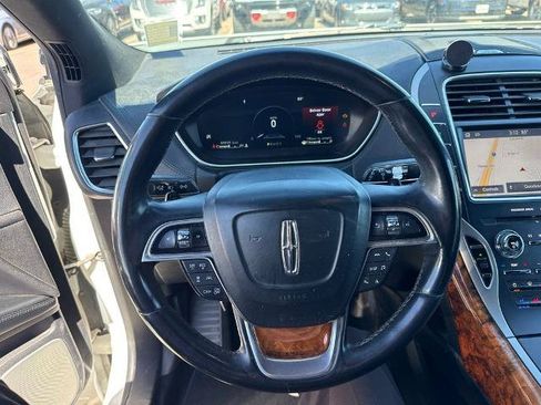 Used 2020 Lincoln Nautilus Reserve w/ Equipment Group 202A AWD/4WD image 7