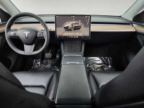 Used 2023 Tesla Model Y Long Range AWD/4WD image 22