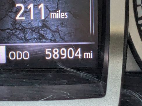 Used 2022 Toyota Tacoma SR5 w/ Technology Package image 27