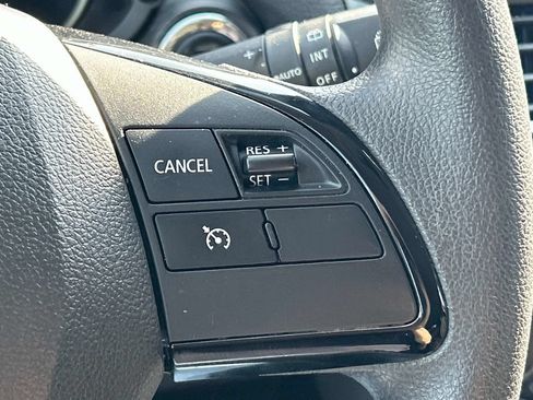 Used 2024 Mitsubishi Eclipse Cross LE AWD/4WD image 28
