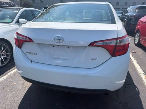 Used 2016 Toyota Corolla LE FWD image 7