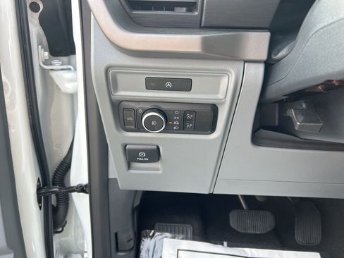 Used 2025 Ford F150 XLT w/ Equipment Group 301A Standard image 6