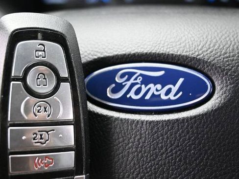 Certified 2024 Ford Edge SEL w/ Convenience Package AWD/4WD image 34