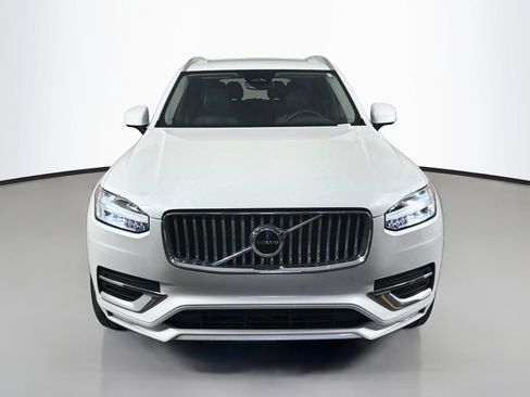 Certified 2024 Volvo XC90 B5 Core AWD/4WD image 2