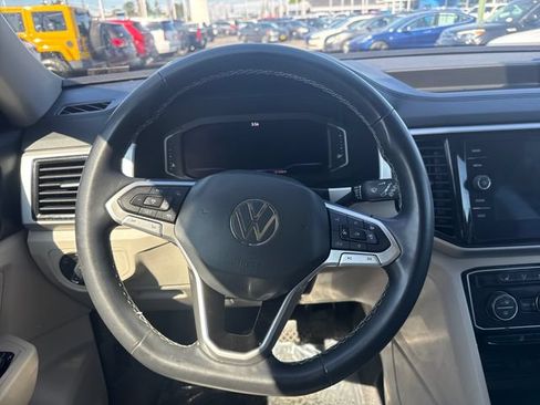 Used 2022 Volkswagen Atlas SEL AWD/4WD image 19