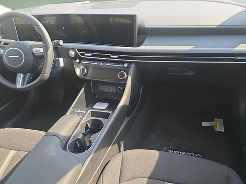 New 2026 Hyundai Sonata SEL FWD image 11