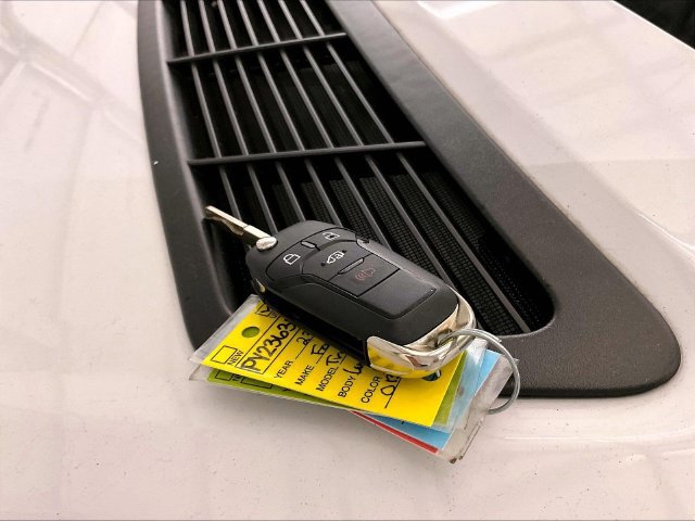 Used 2023 Ford Transit 250 Low Roof w/ Load Area Protection Package RWD image 9