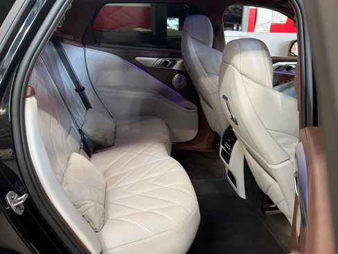 Used 2023 BMW XM image 23