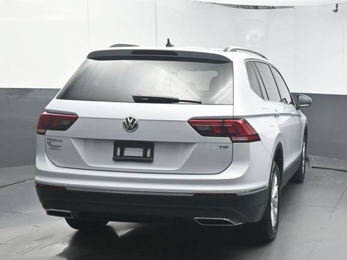 Used 2018 Volkswagen Tiguan SE FWD image 7
