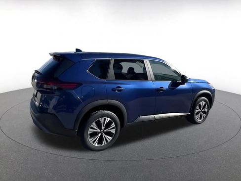 Used 2023 Nissan Rogue SV image 14