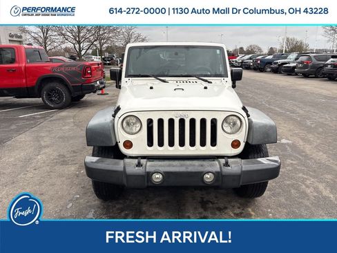 Used 2010 Jeep Wrangler Unlimited Sport image 9