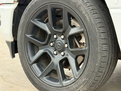 Used 2020 RAM 1500 Laramie image 6