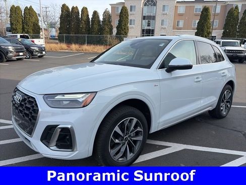 Used 2024 Audi Q5 2.0T Premium Plus image 3