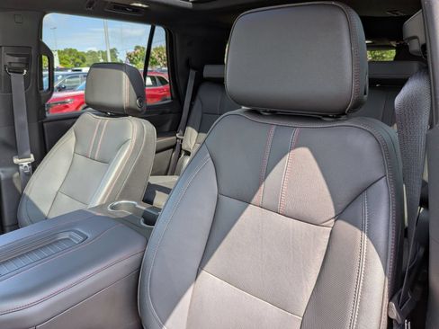 Used 2023 Chevrolet Tahoe RST w/ Luxury Package RWD image 15