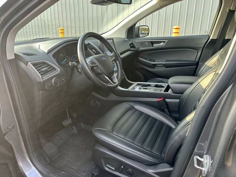 Used 2022 Ford Edge SEL w/ Convenience Package image 11