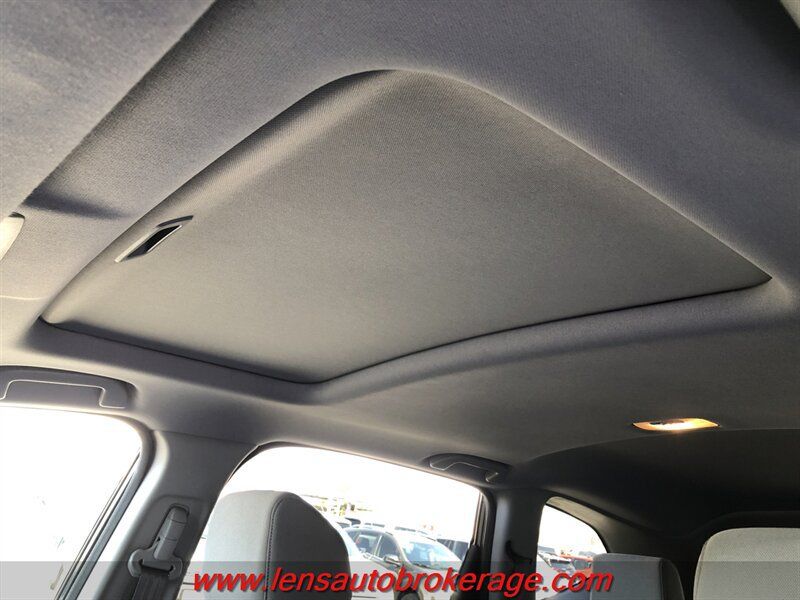 Used 2017 Honda CR-V EX image 15