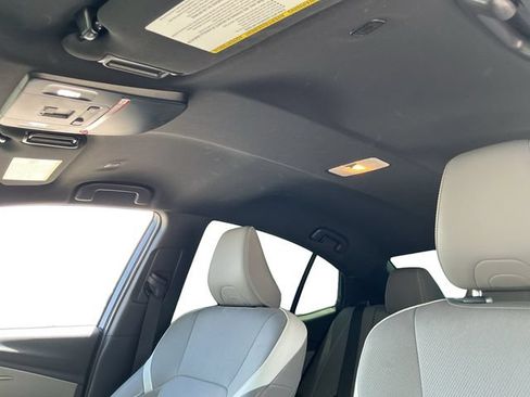 Used 2025 Toyota Camry SE FWD image 24