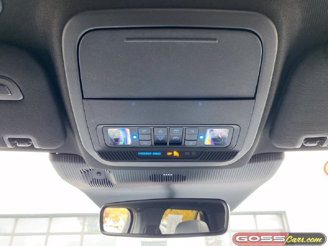 Used 2025 Ford Explorer ST AWD/4WD image 15