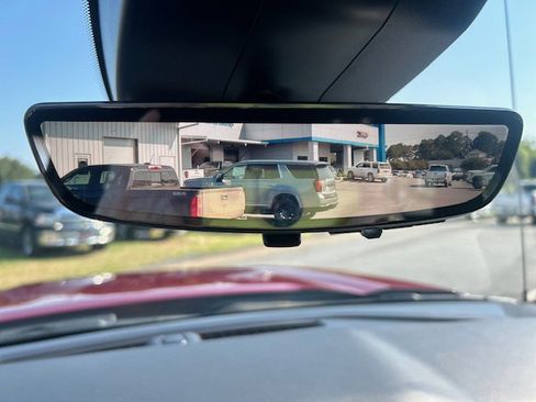 Used 2024 GMC Sierra 1500 AT4 w/ Technology Package image 32