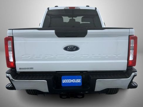 Used 2024 Ford F250 XLT image 6
