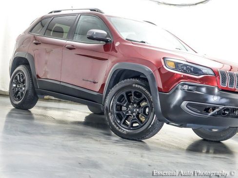 Used 2021 Jeep Cherokee Trailhawk AWD/4WD image 4