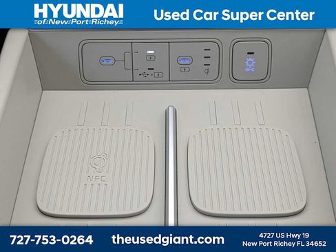 Used 2024 Hyundai Santa Fe Limited AWD/4WD image 34