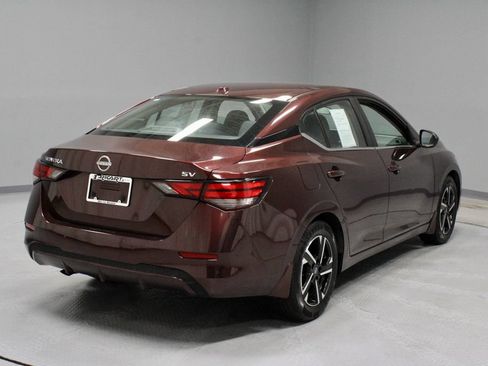 Used 2024 Nissan Sentra SV FWD image 10