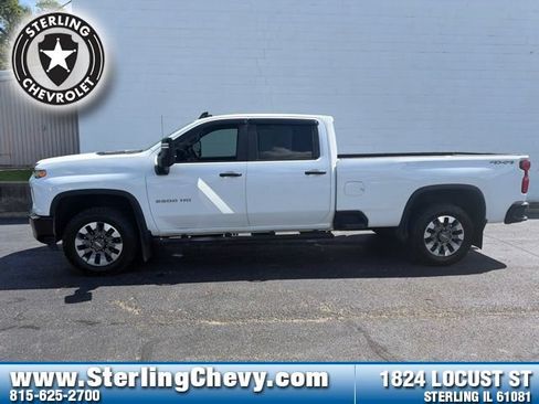Used 2021 Chevrolet Silverado 2500 Custom w/ Custom Value Package AWD/4WD image 6