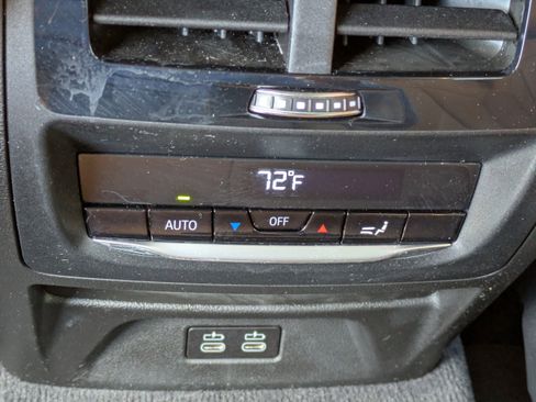 Used 2023 BMW X3 xDrive30i w/ Convenience Package w/ZPA image 16