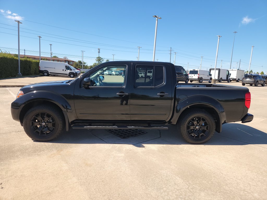 Used 2021 Nissan Frontier SV w/ Midnight Edition Floor Mats AWD/4WD image 8