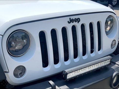 Used 2014 Jeep Wrangler Unlimited Sport w/ Quick Order Package 24S AWD/4WD image 30