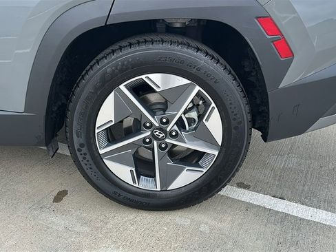 Used 2025 Hyundai Tucson SEL image 17