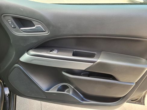 Used 2022 Chevrolet Colorado LT w/ Fleet Safety Package RWD image 7