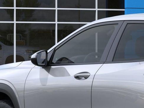 New 2026 Chevrolet Trax LS FWD image 12