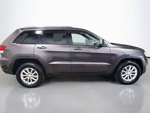Used 2021 Jeep Grand Cherokee Laredo AWD/4WD image 10