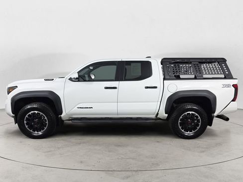 Used 2024 Toyota Tacoma TRD Off-Road w/ TRD Off Road Upgrade Package image 2