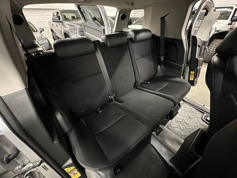Used 2007 Toyota FJ Cruiser 4WD image 34